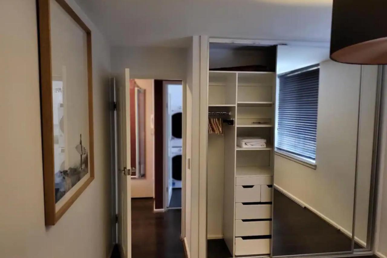 Homely 1 Bedroom Retreat In South Yarra With Balcony เมลเบิร์น ภายนอก รูปภาพ